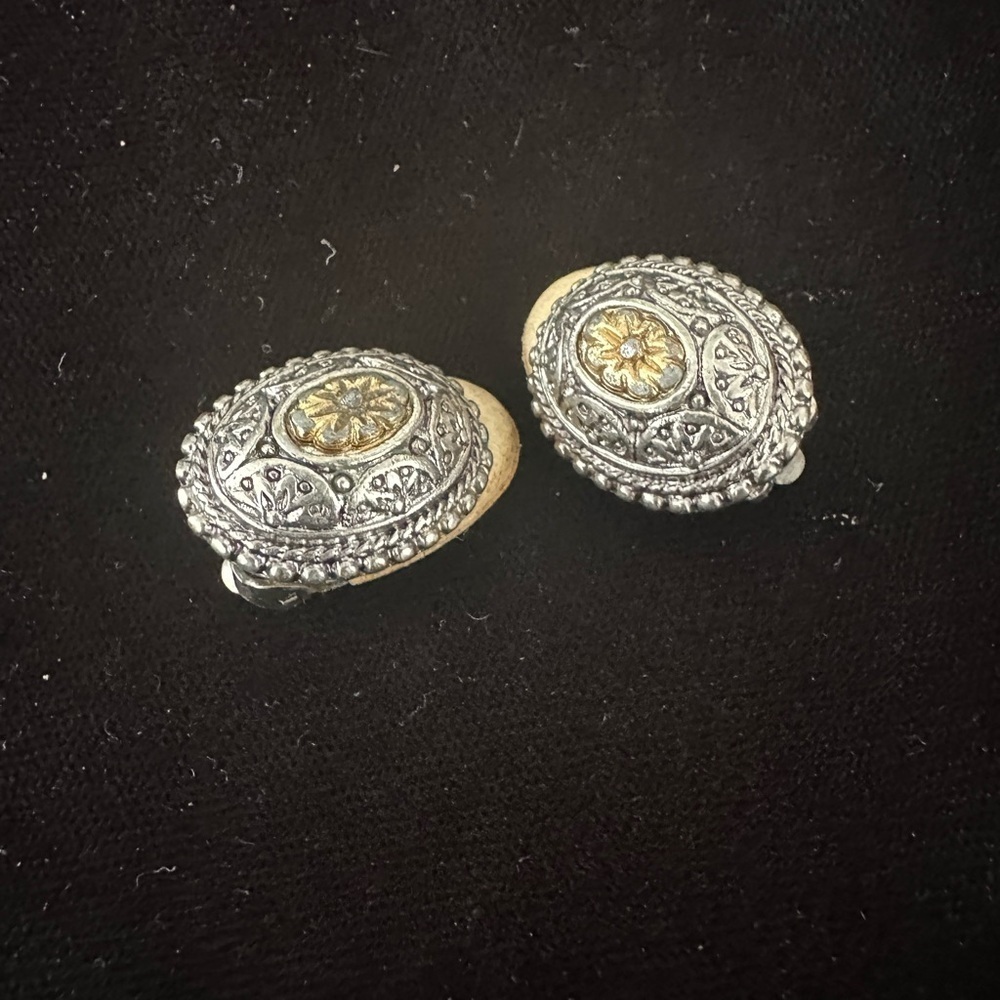 Vintage Silvertone Clip-On Earrings with Crystal Accents - Picture 8 of 9